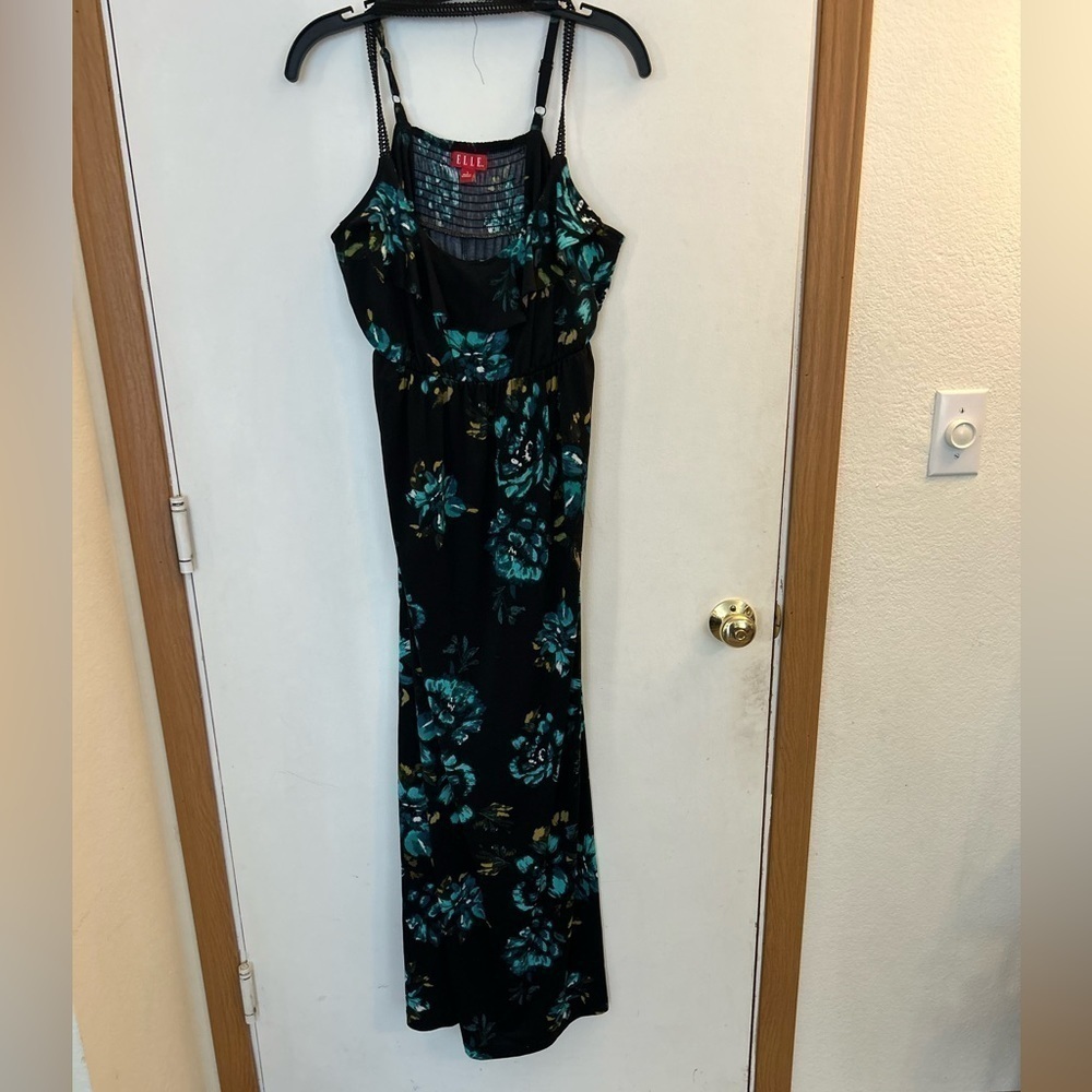 Elle Large Maxi Floral sleevless dress